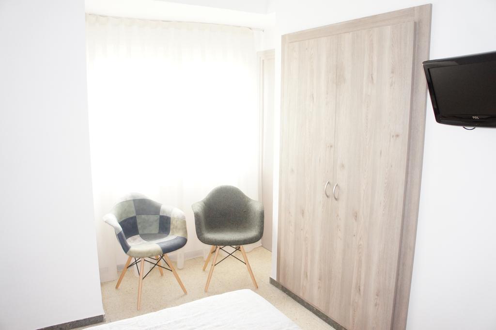 Hostal Torras サンティラリ・サカルム エクステリア 写真